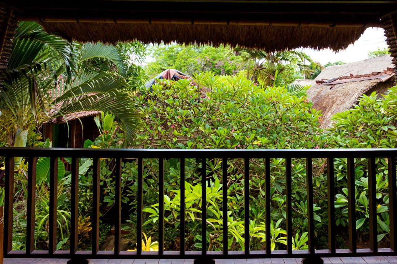 Adi Bungalow Lembongan Buitenkant foto