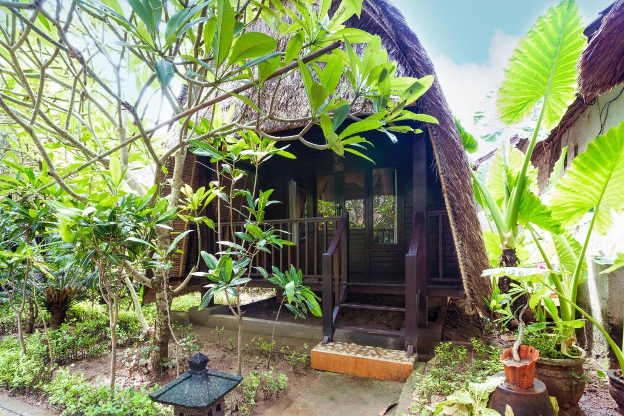 Adi Bungalow Lembongan Buitenkant foto