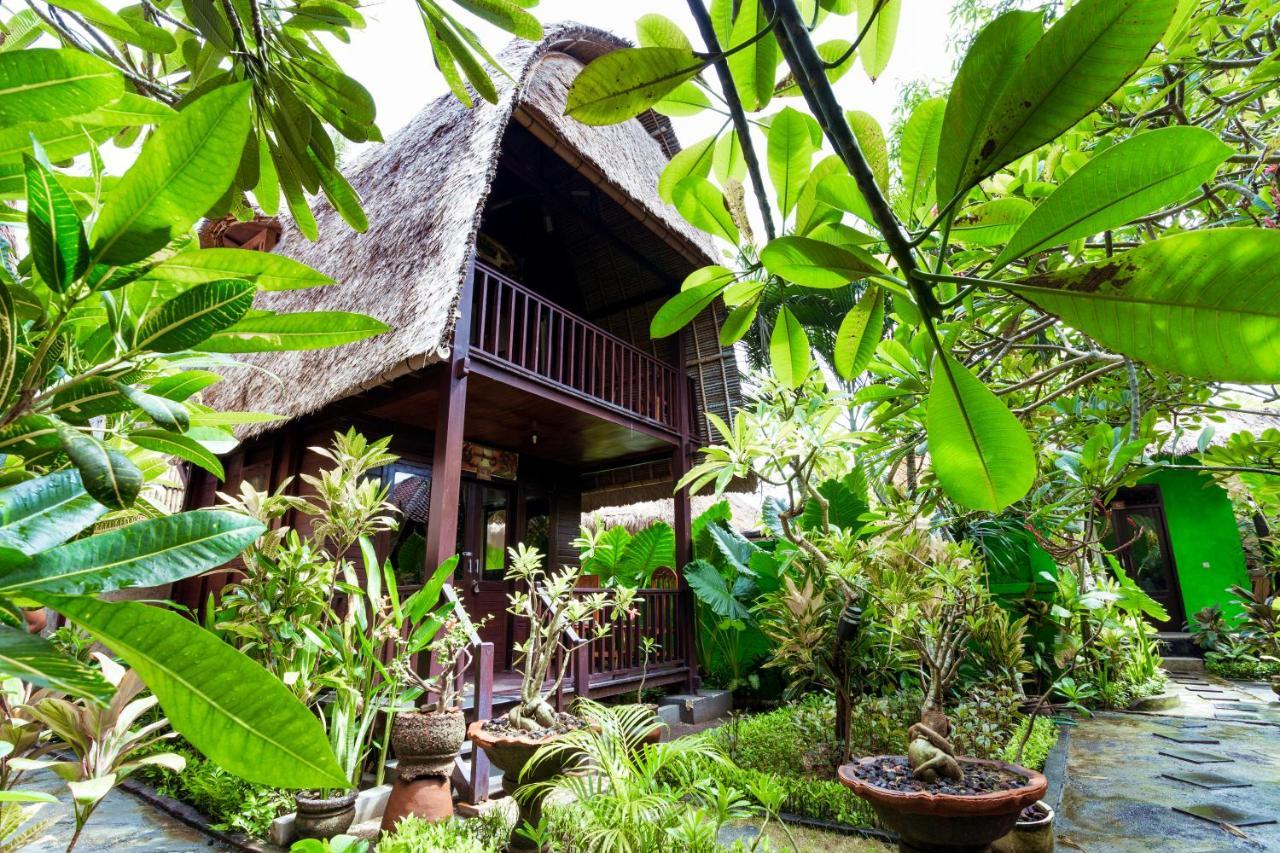Adi Bungalow Lembongan Buitenkant foto