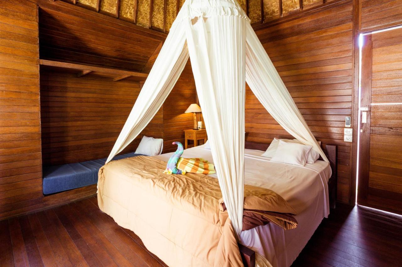 Adi Bungalow Lembongan Buitenkant foto